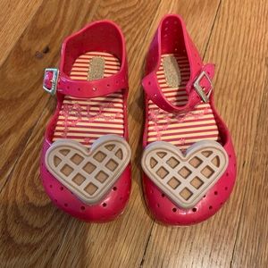Mini Melissa, Waffle Heart Flats, Size 7 Little Girls